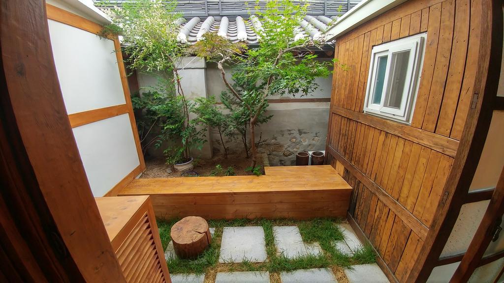 Bukchon Hyosunjae Guesthouse سيول المظهر الخارجي الصورة