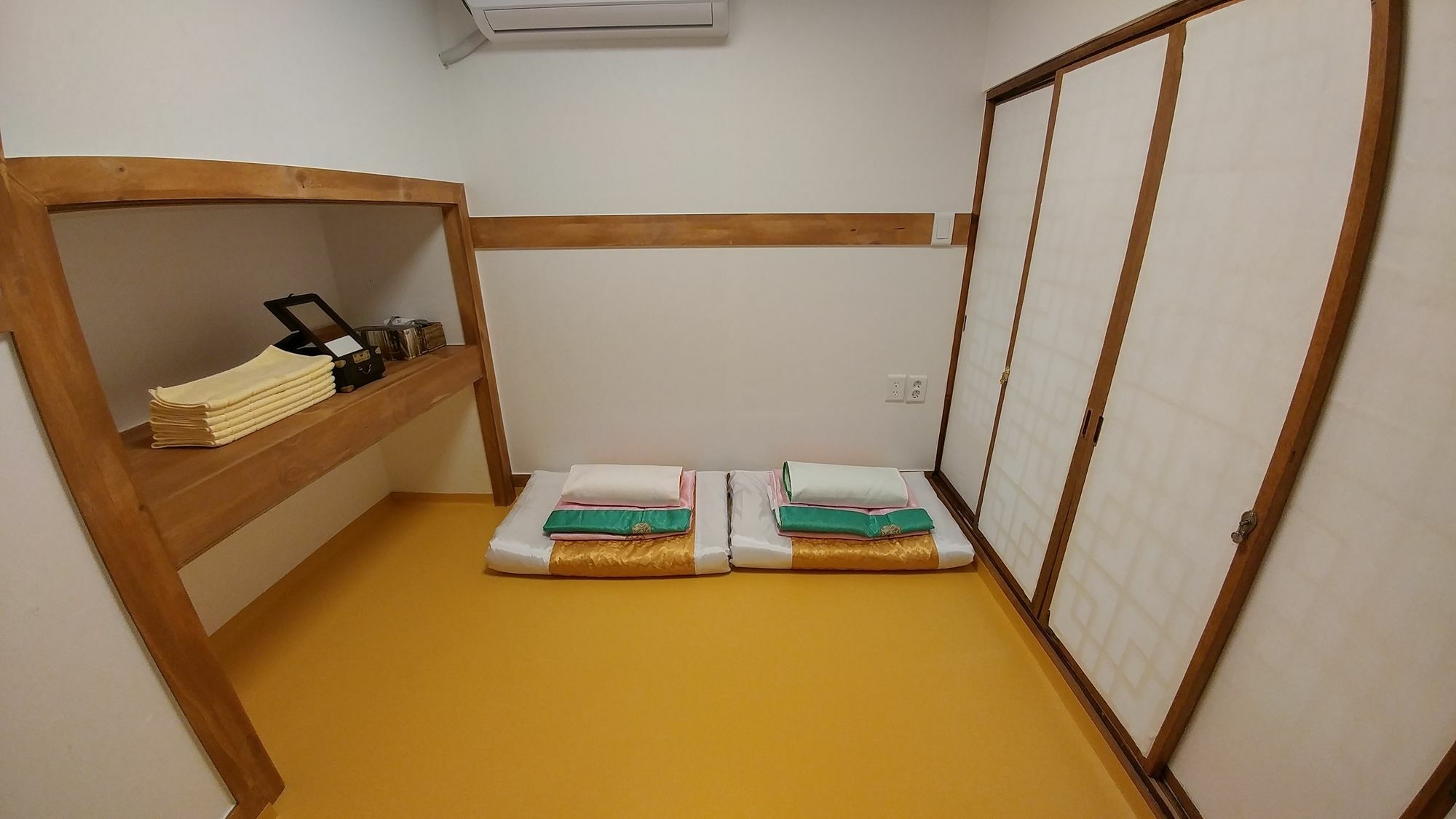 Bukchon Hyosunjae Guesthouse سيول المظهر الخارجي الصورة