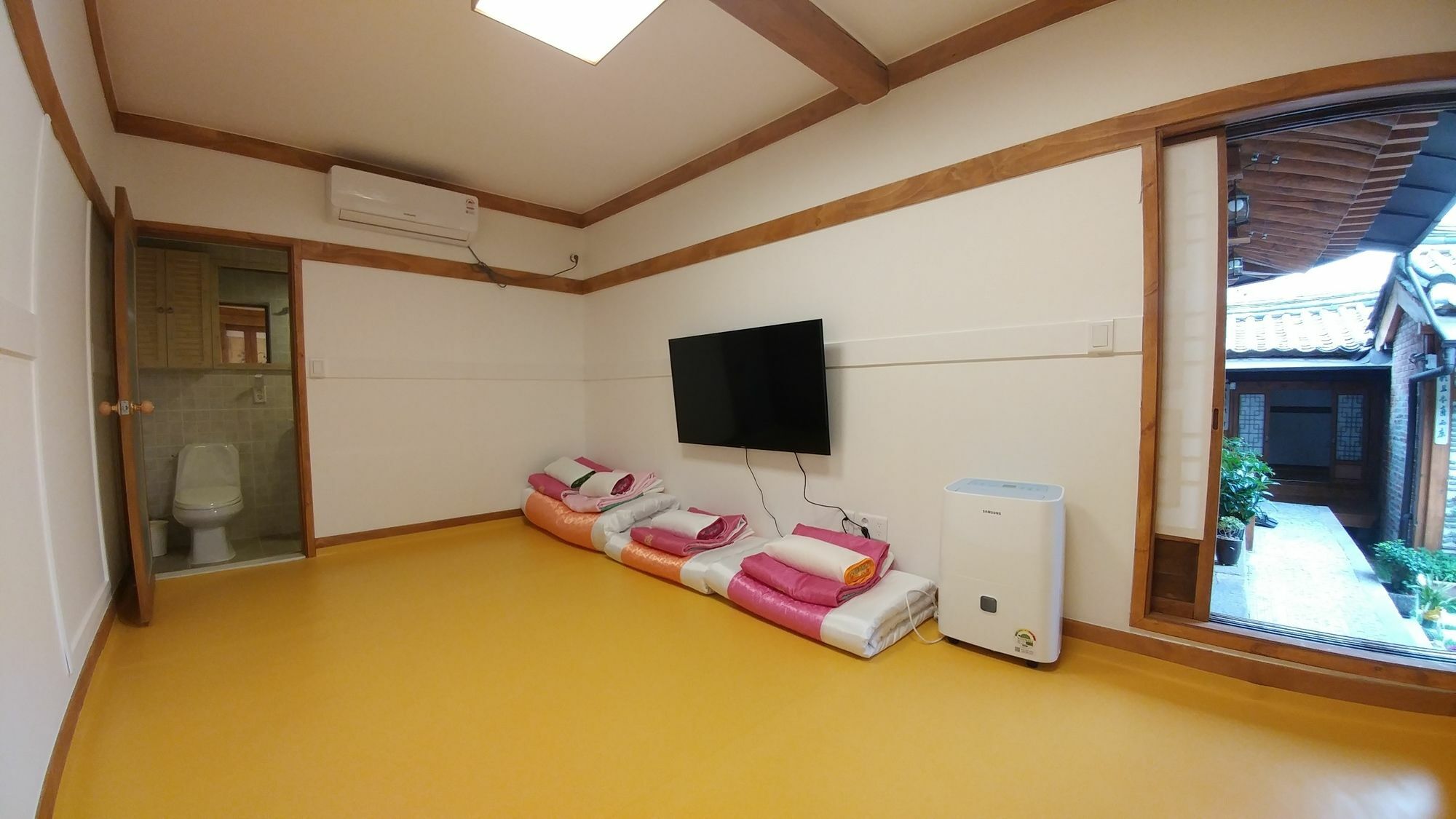 Bukchon Hyosunjae Guesthouse سيول المظهر الخارجي الصورة