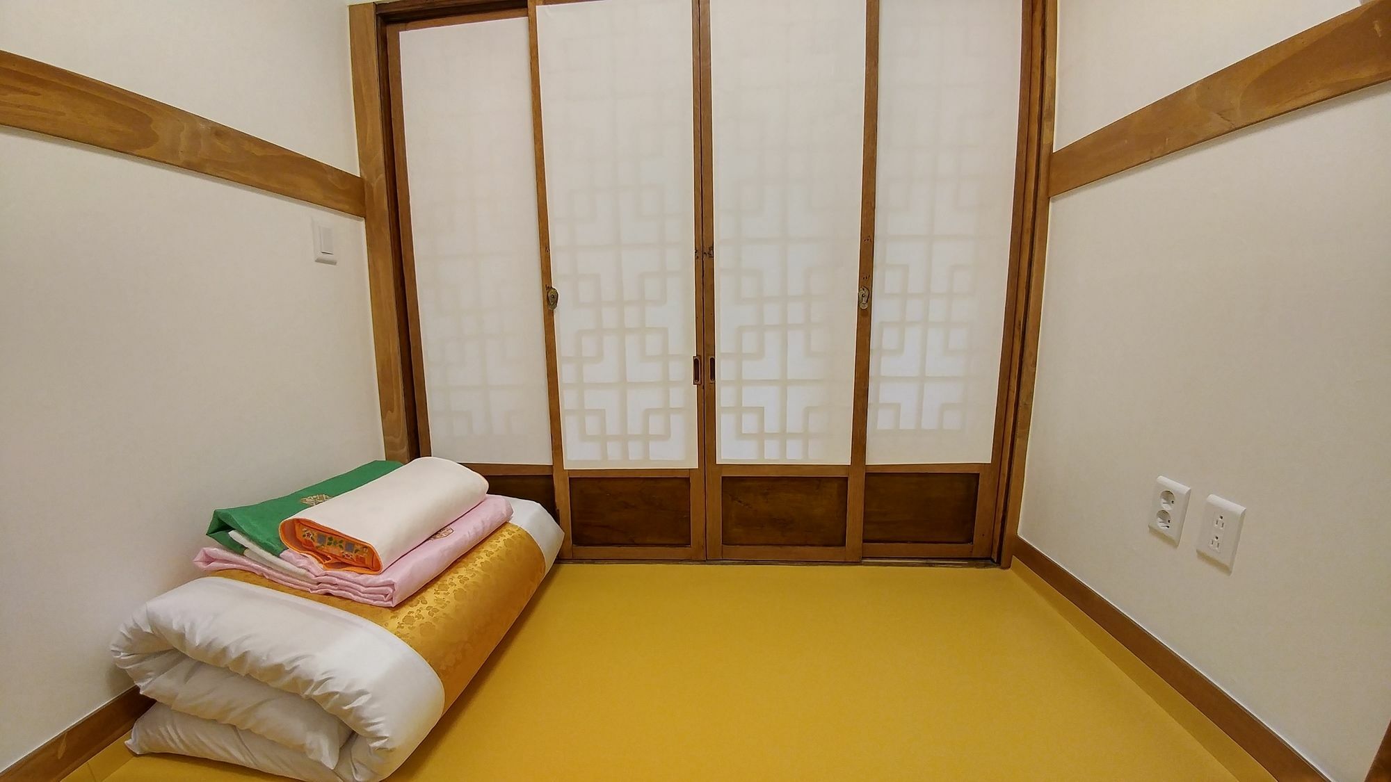Bukchon Hyosunjae Guesthouse سيول المظهر الخارجي الصورة