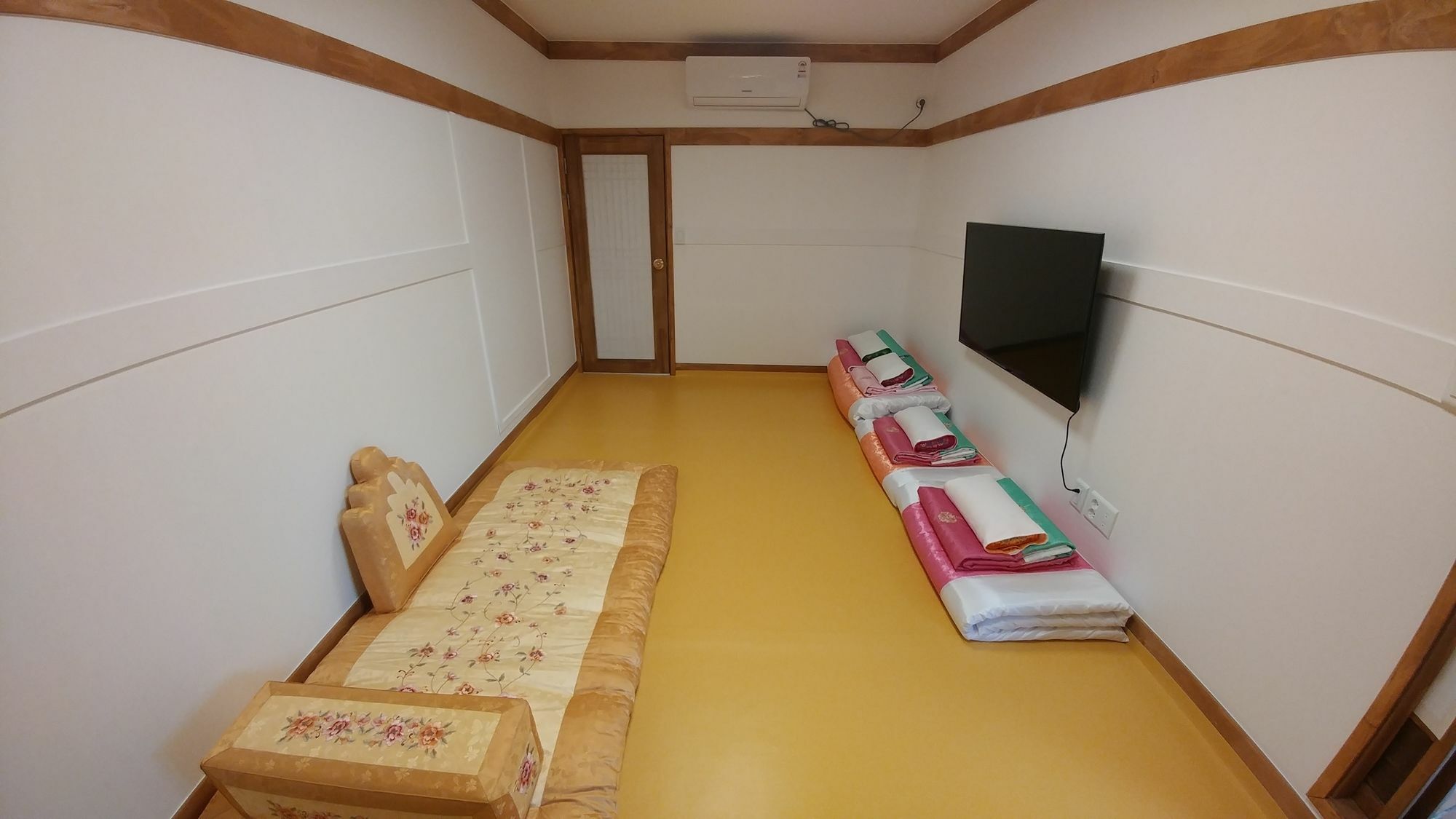Bukchon Hyosunjae Guesthouse سيول المظهر الخارجي الصورة