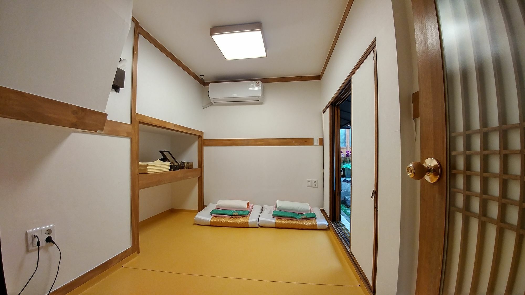 Bukchon Hyosunjae Guesthouse سيول المظهر الخارجي الصورة