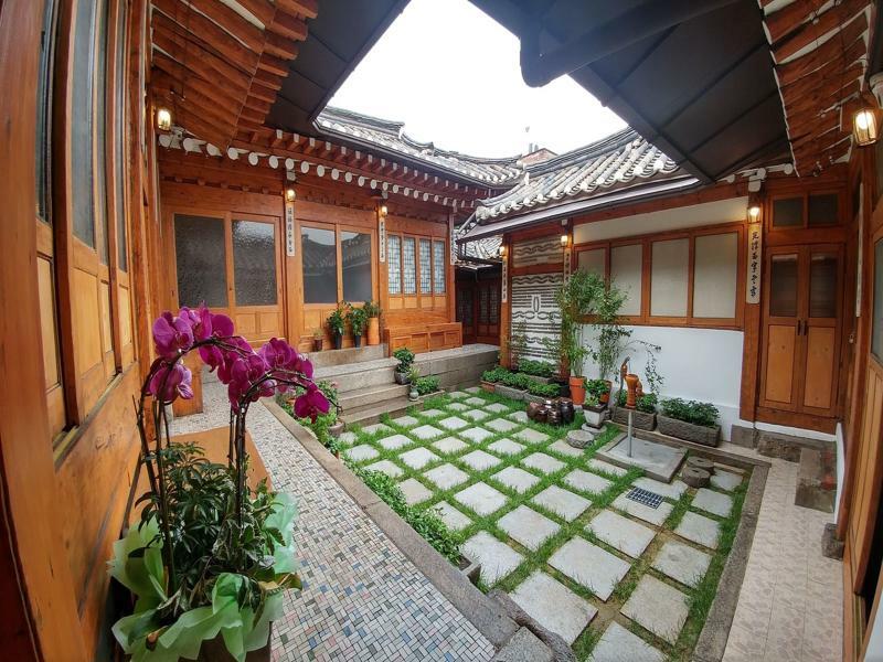 Bukchon Hyosunjae Guesthouse سيول المظهر الخارجي الصورة